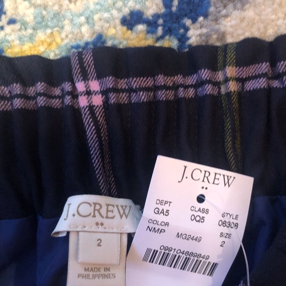 NWT! J. Crew Sidewalk Skirt in navy plaid size 2 - Picture 2 of 3